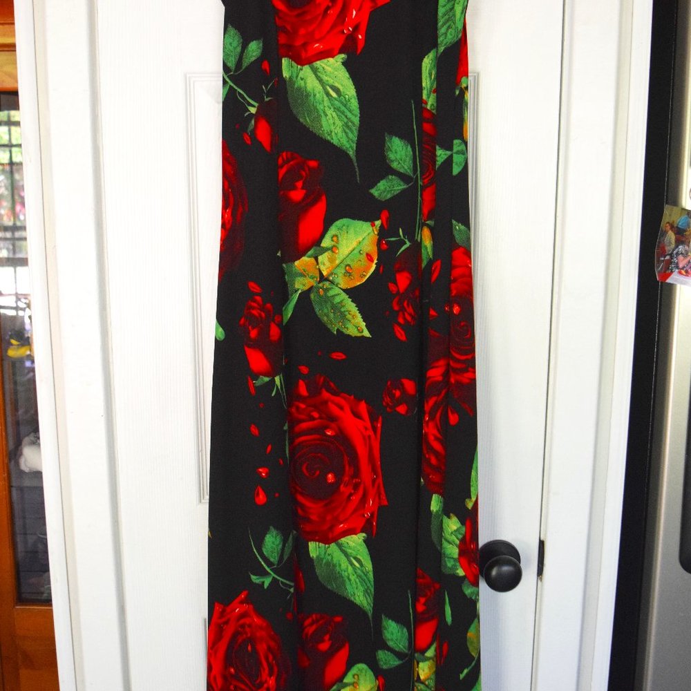 Beautiful floral maxi dress, size XL